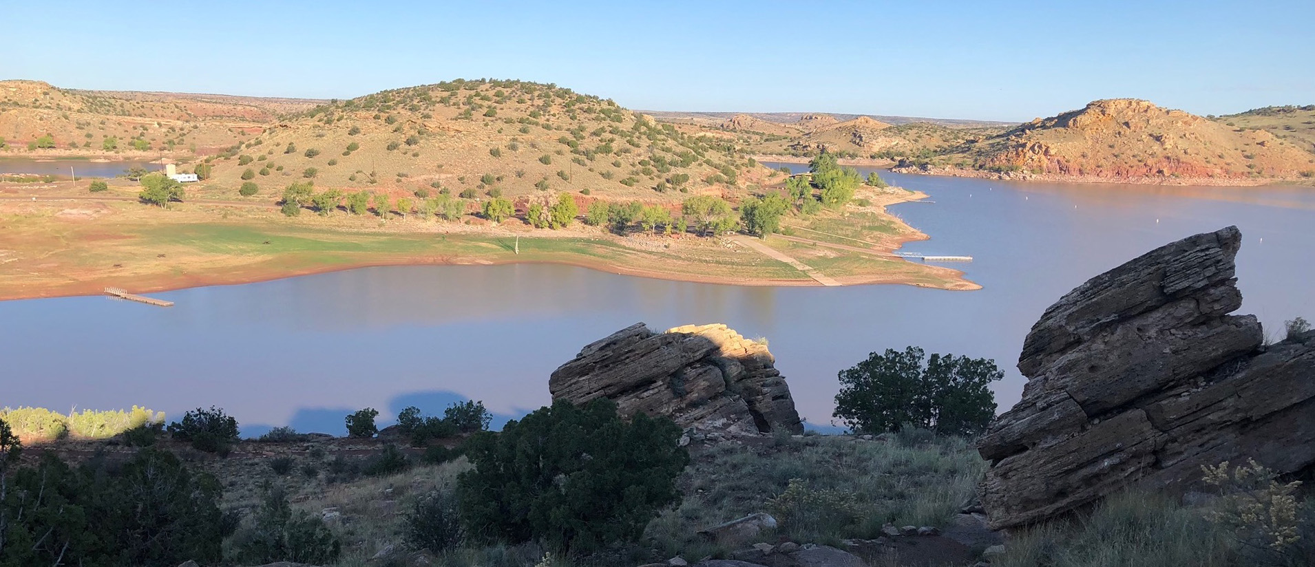 View of lake from teh shor.